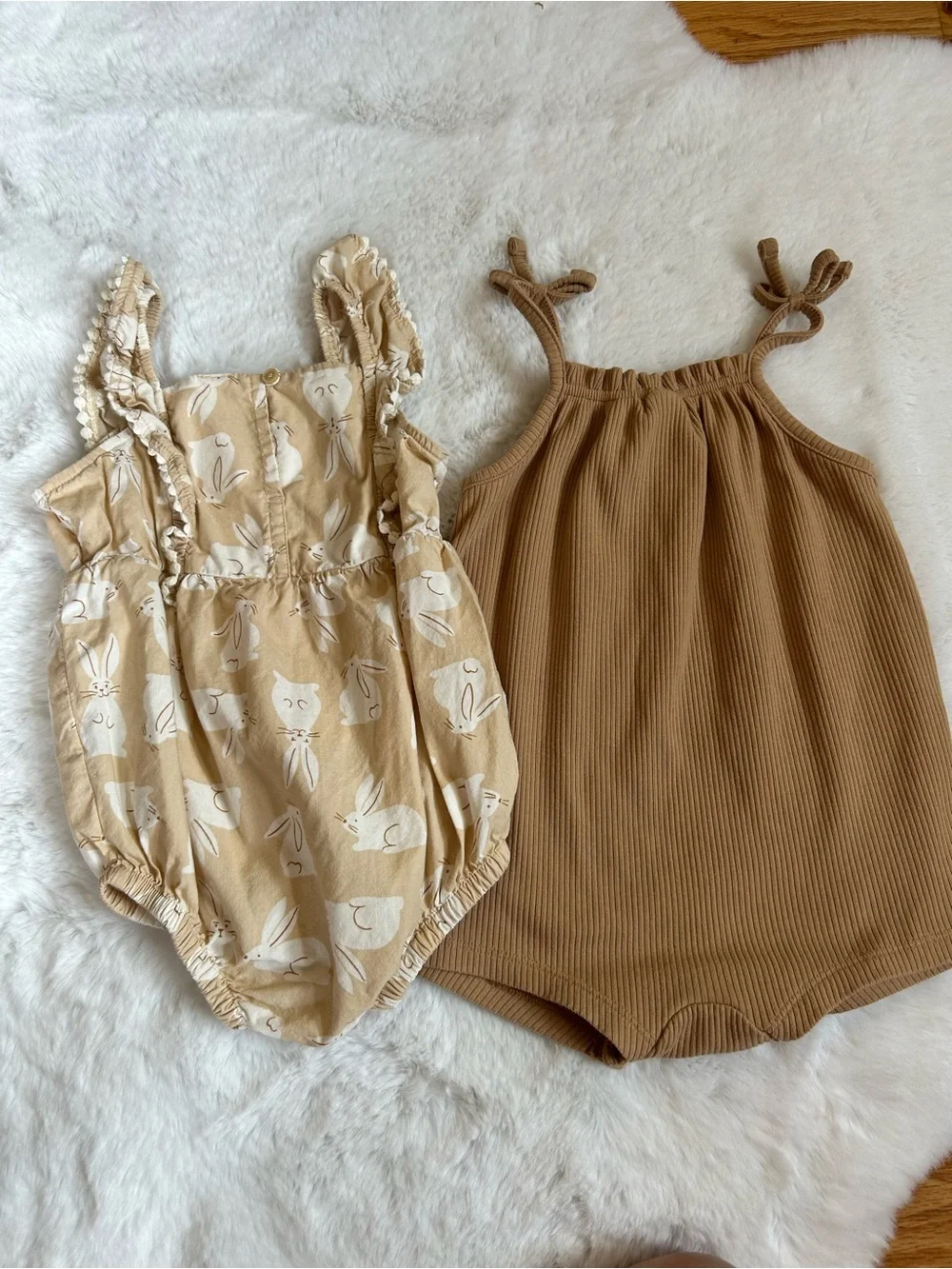 Old Navy Tan Bunny-Print & Ribbed Brown Romper Set 18-24 MOS